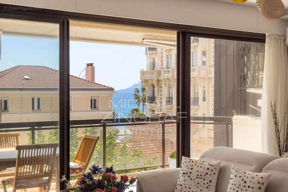 Appartement à CANNES
