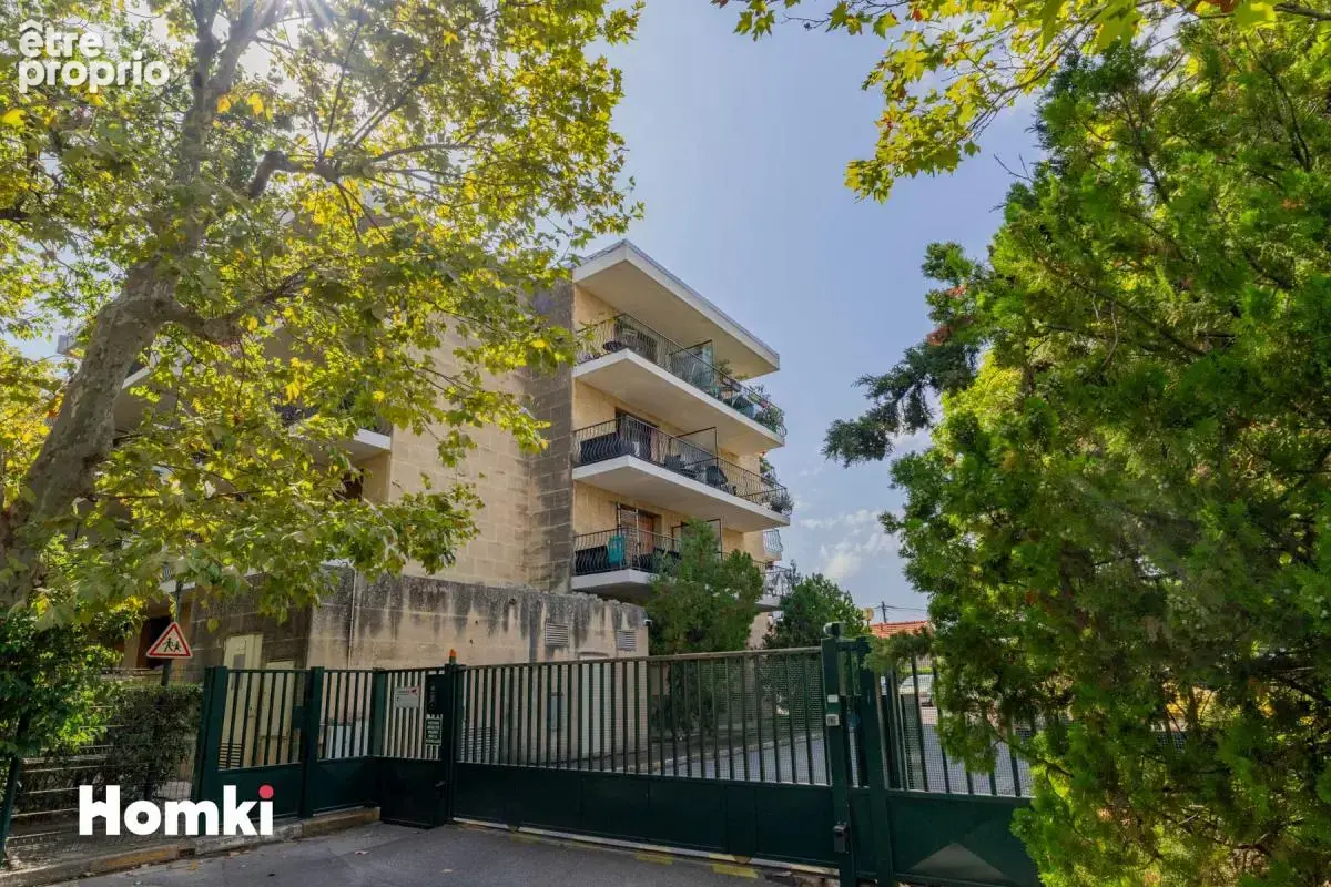 Appartement T1 dernier étage avec terrasse et parking - photo 2