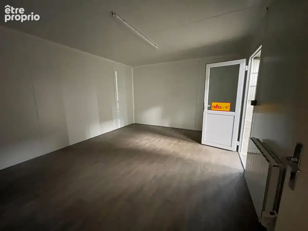 Local artisanal d'activité - saint-yvi 450 m2 - photo 11