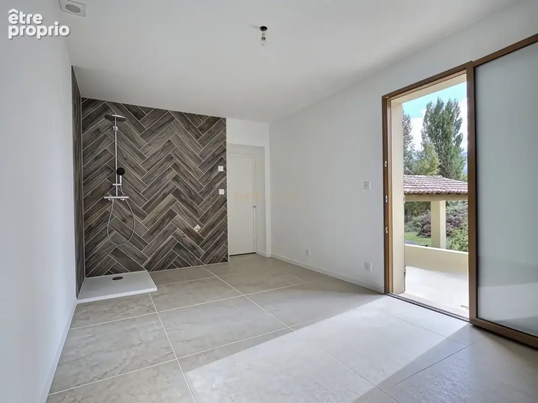 Maison 5 pièces 132 m² à vendre à Nans-Les-Pins (83860) - photo 6