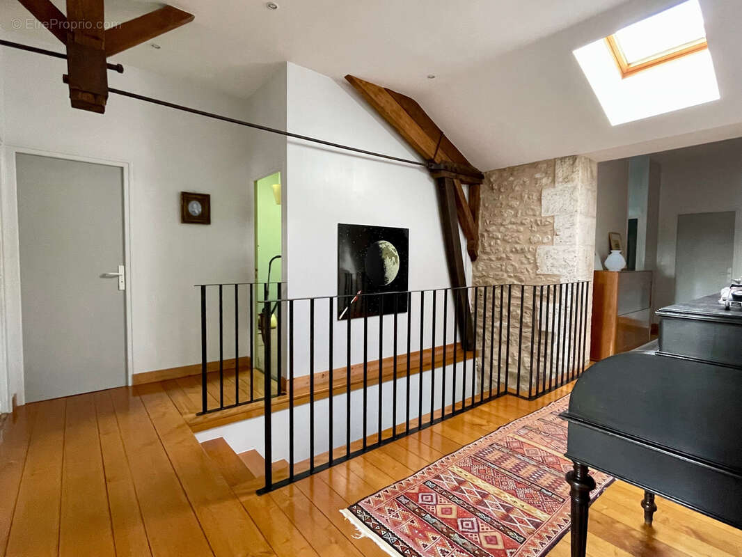 Maison à CHAMPNIERS