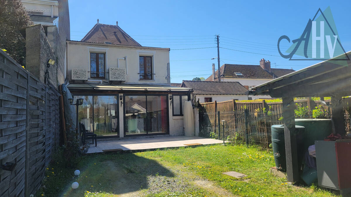 Maison à BRAY-SUR-SEINE