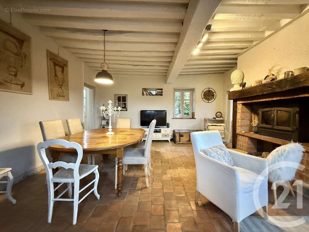 Maison à SAINT-POURCAIN-SUR-BESBRE