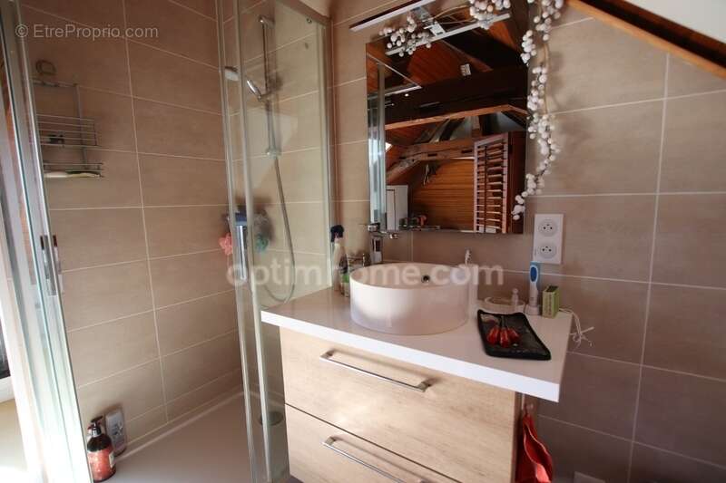 Appartement à INGRE