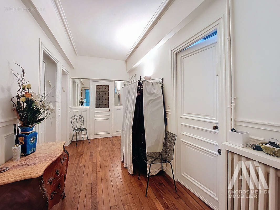 Appartement à PARIS-19E