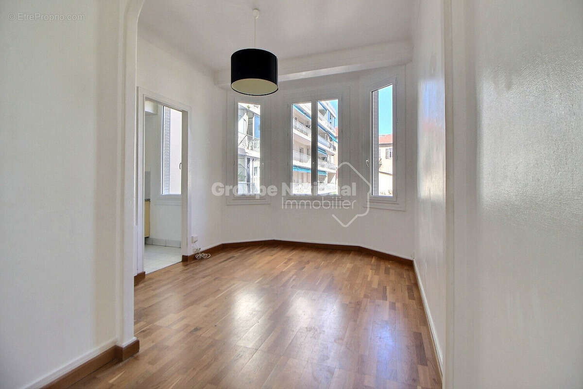 Appartement 23 m² à Cannes  - photo 2
