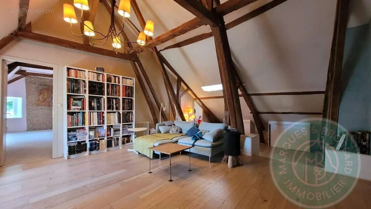 Maison à LEMBEYE