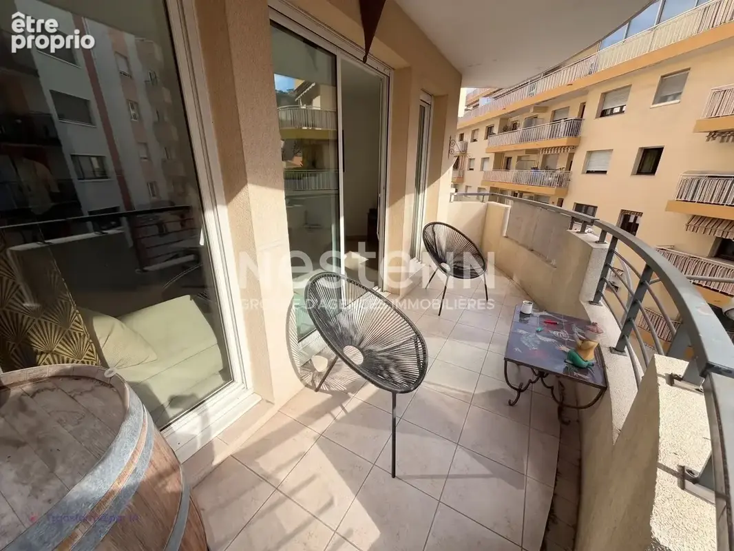 Exclusivité nice riquier 3 pièces avec 2 balcons et garage fermé  résidence récente - photo 4