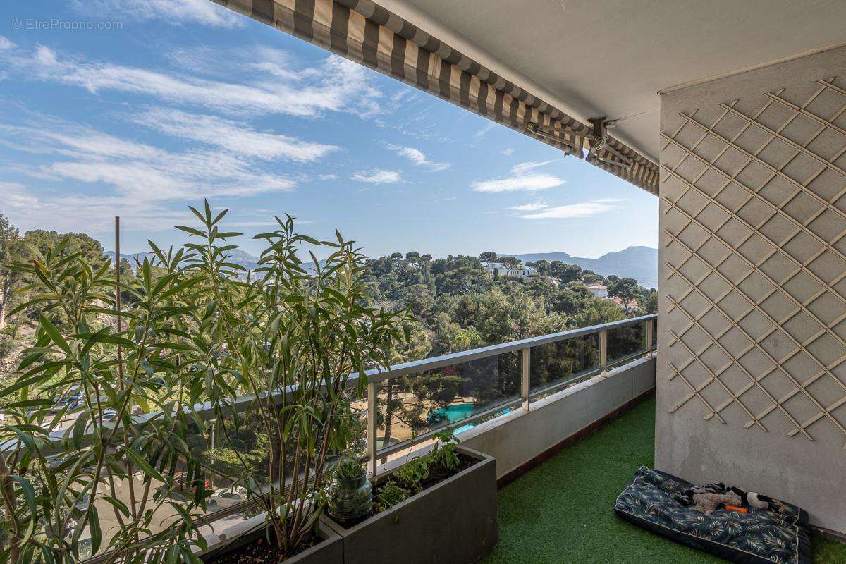 Appartement à MARSEILLE-8E