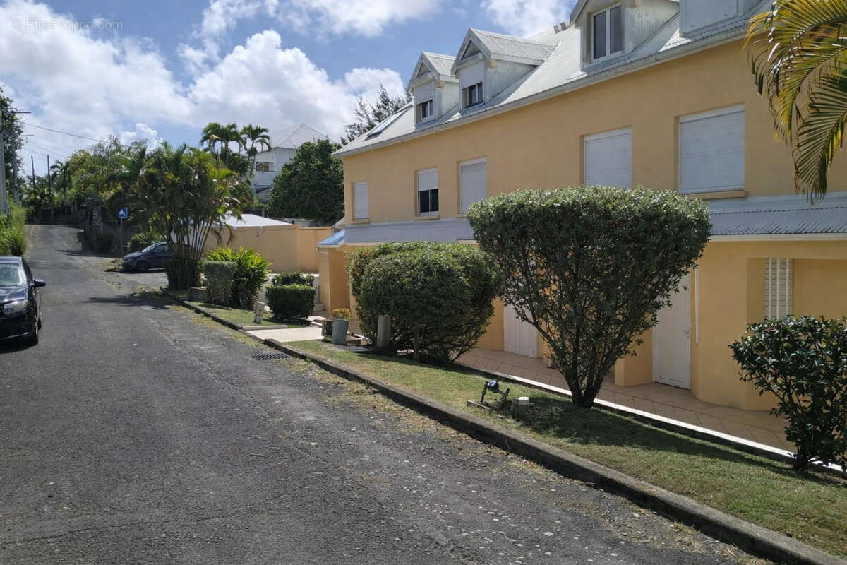 Appartement à LE GOSIER