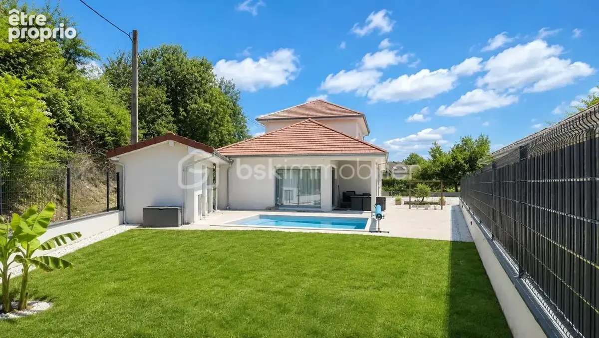 Superbe Maison Familiale de 149m² sur 961m² de Terrain avec Piscine ! - photo 3