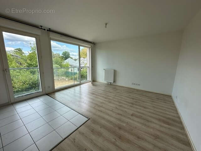 Appartement 29 m² à Les Ulis  - photo 5