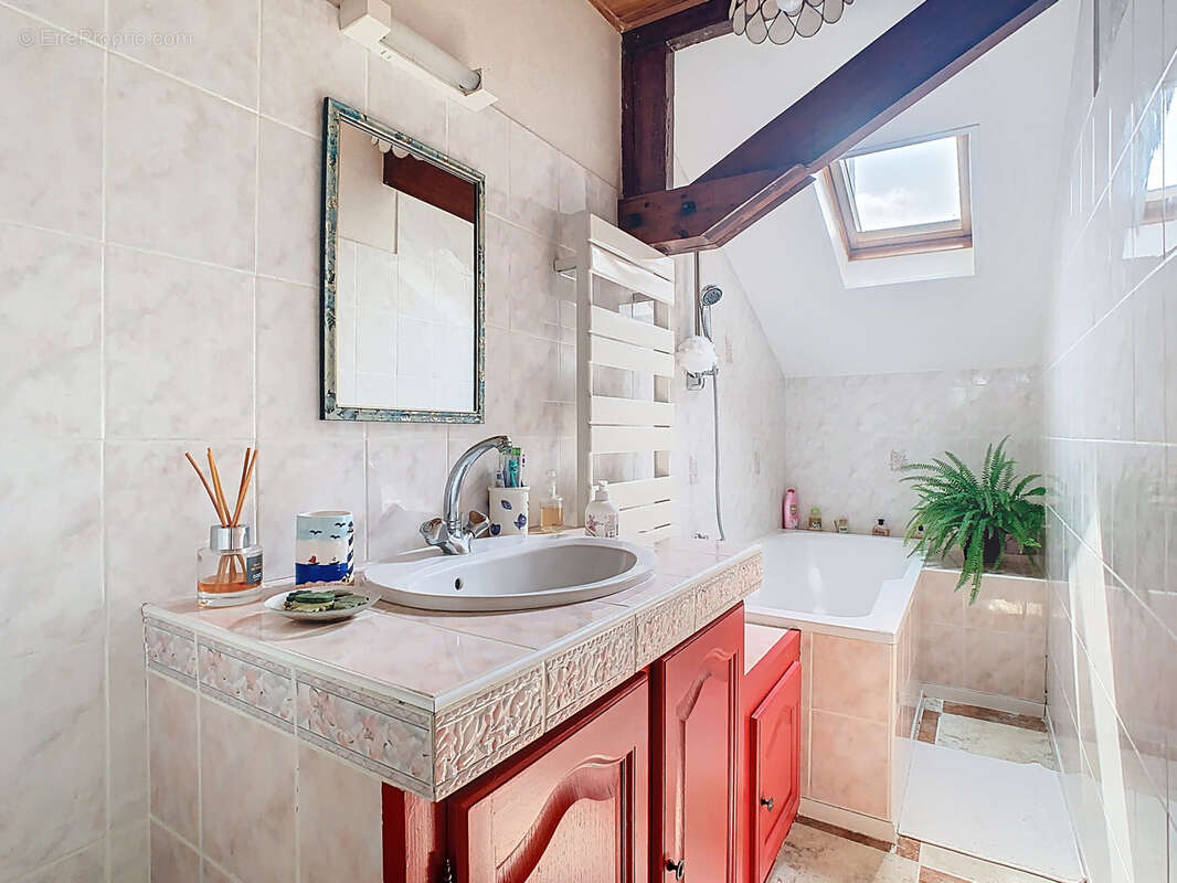 Maison à ISIGNY-SUR-MER