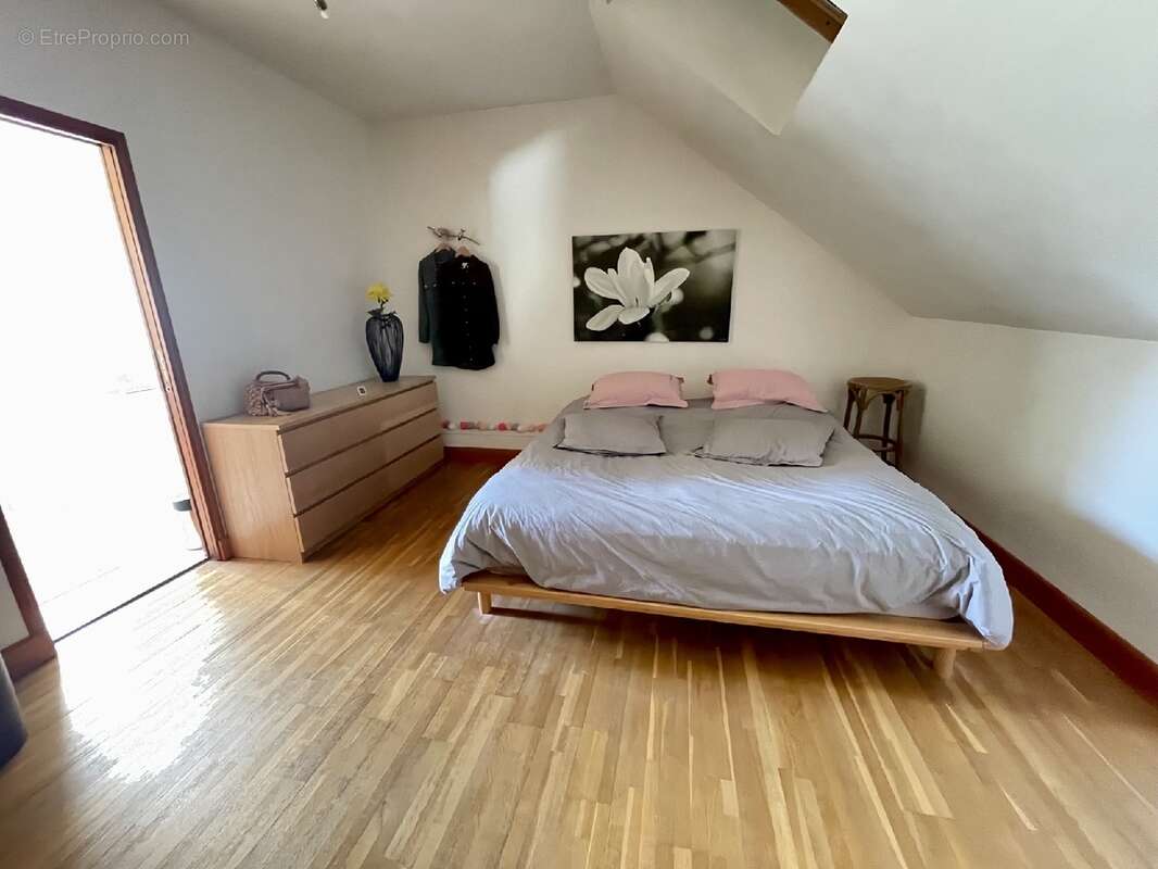 Maison 132 m² à Noisy-Sur-Ecole  - photo 7