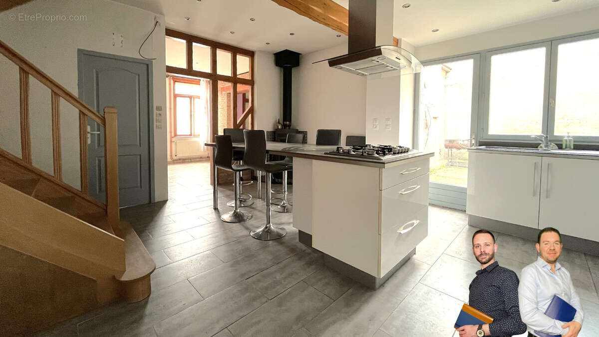 Maison à AUXI-LE-CHATEAU