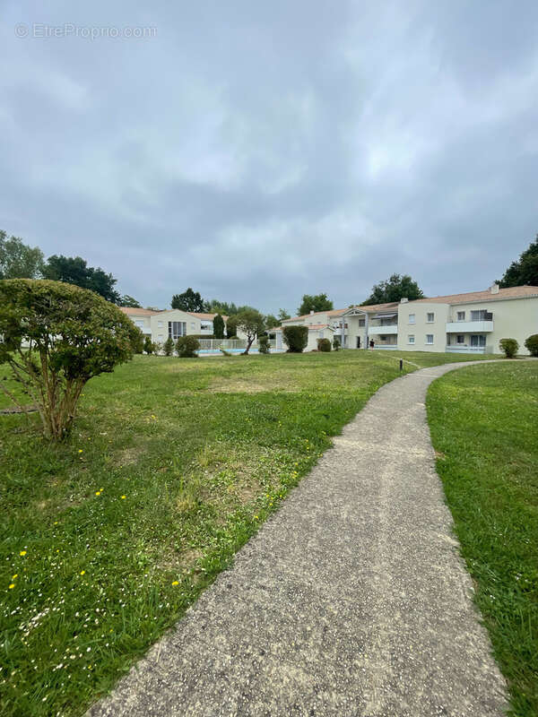 Appartement à FARGUES-SAINT-HILAIRE