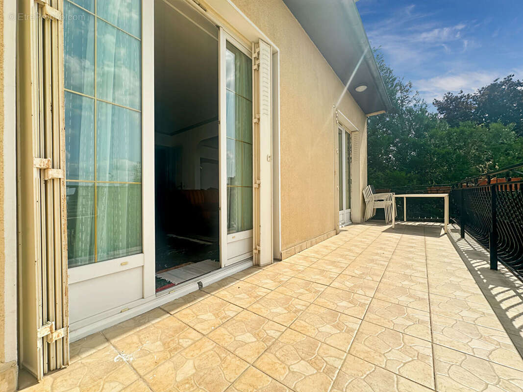 Maison à ROSNY-SOUS-BOIS