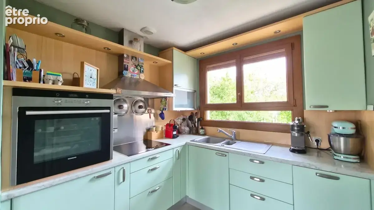 T3, 54 m², sous sol total, terrain 604 m², bon état - photo 5