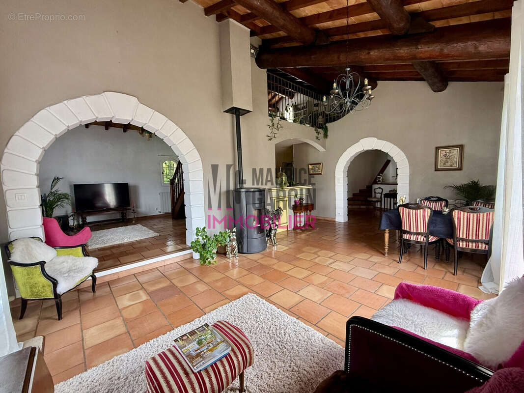 Maison à AVIGNON