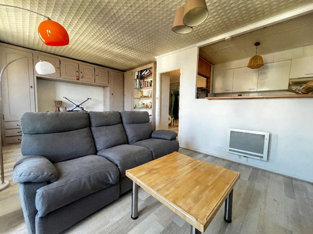 HIDRI IMMO PLUS vous propose un T3 Investissement locatif universitaire proche tram et commerces - Vallier - photo 5