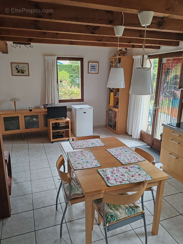 Appartement à SAINT-JULIEN-EN-BORN