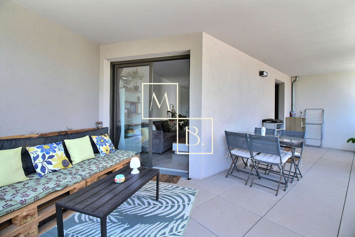 MONTPELLIER, Ovalie, Appartement 3 pièces avec grande terrasse et parking. - photo 4
