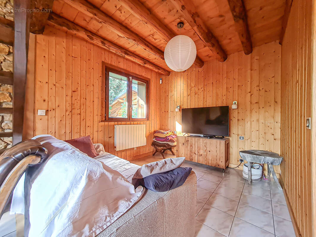 Chalet de 100m2 - parcelle de 800m2 - bogeve 74250 - photo 11