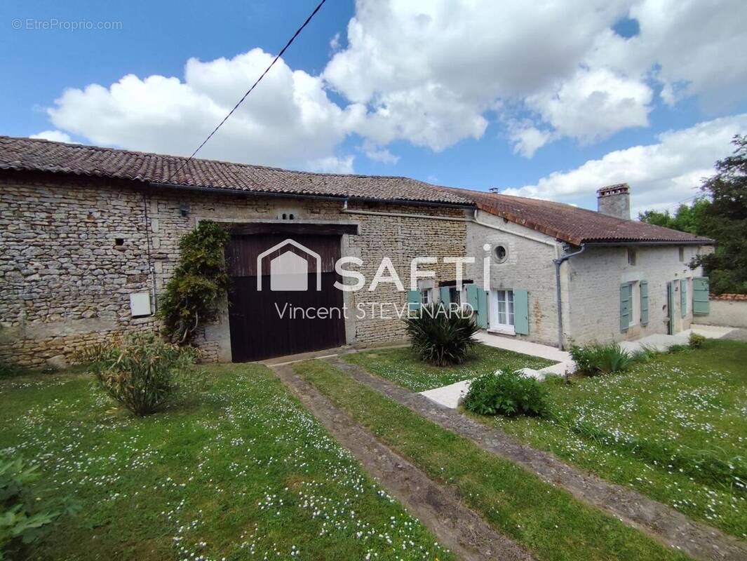 Photo 1 - Maison à MONTJEAN