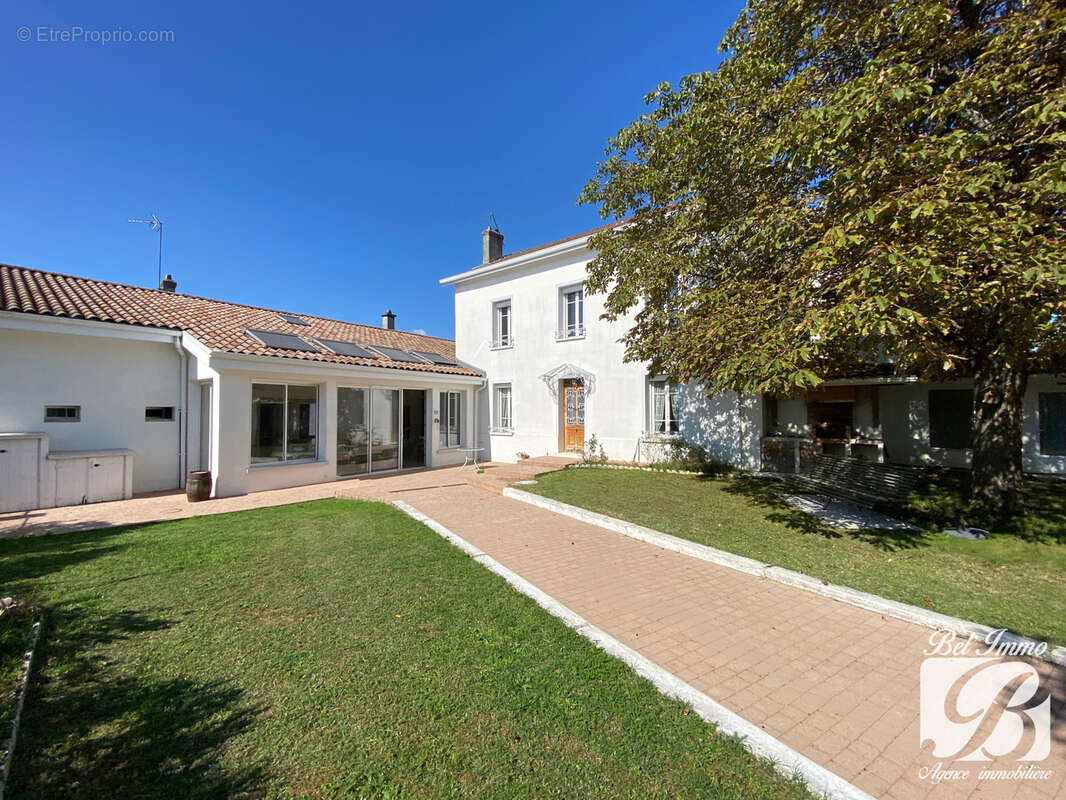 Maison à BELIGNEUX