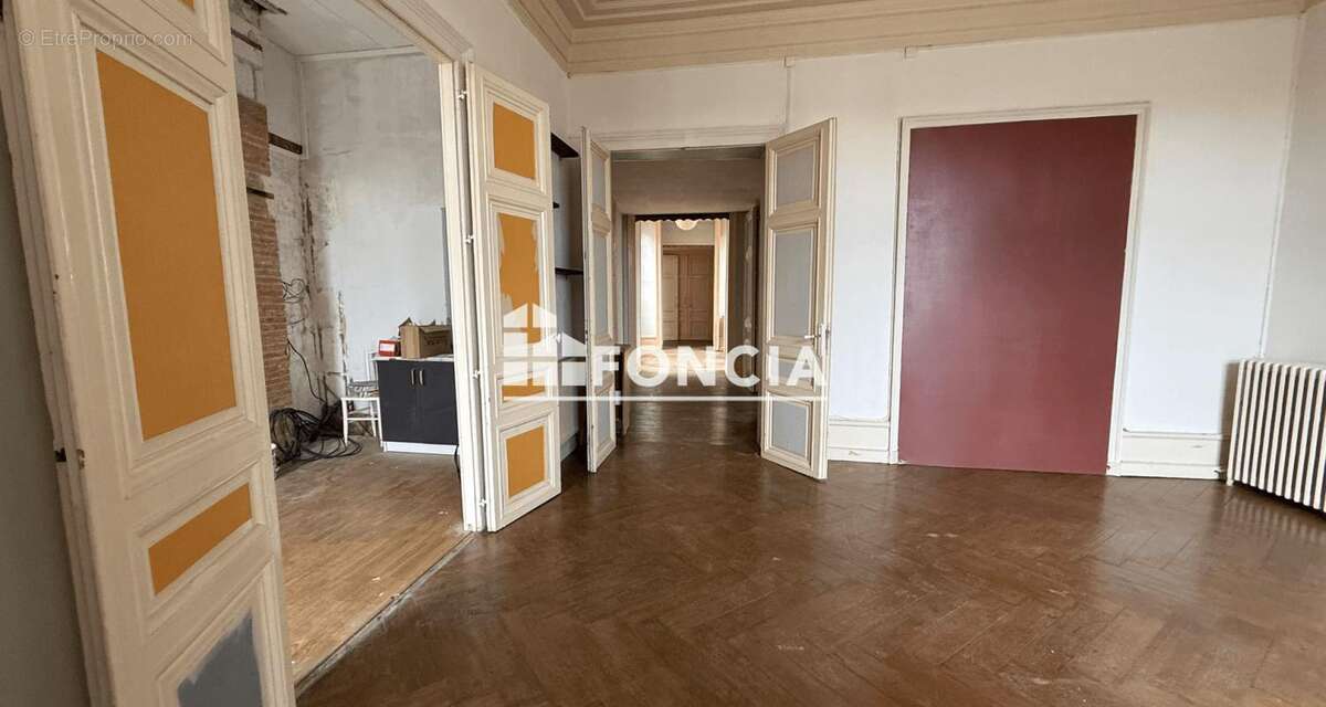 Maison à SAINTE-MAURE-DE-TOURAINE