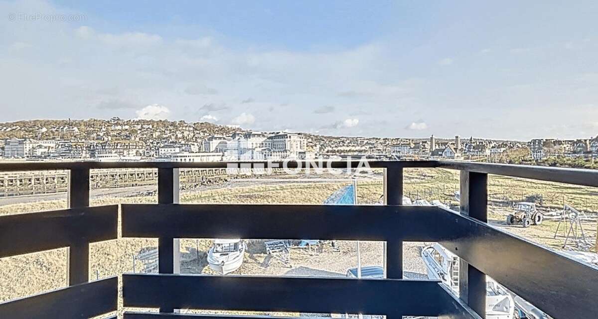 Appartement à DEAUVILLE