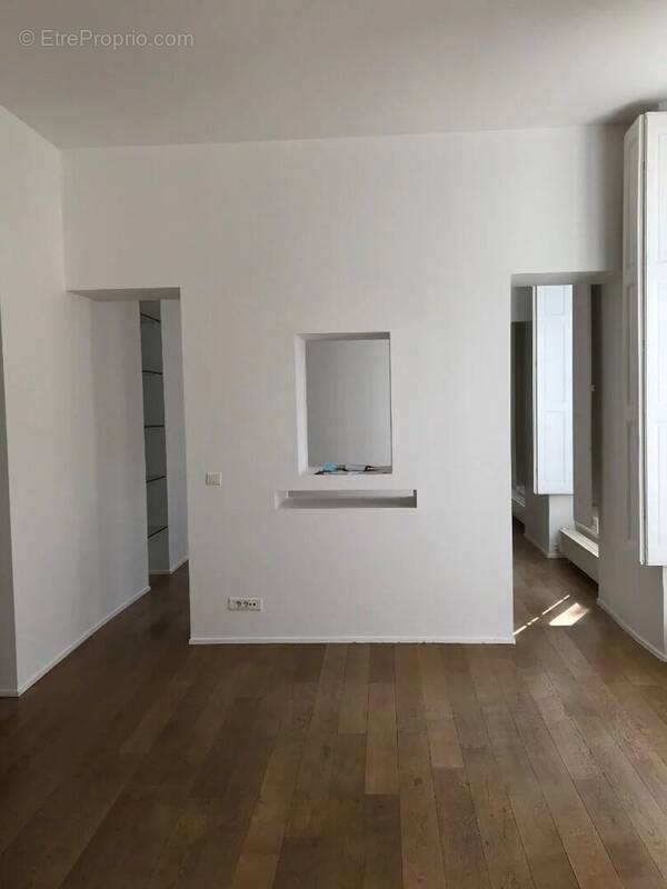 Appartement à VERSAILLES