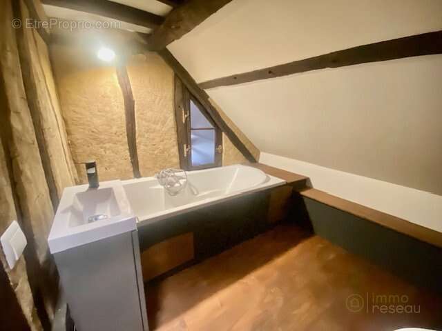 Maison à SAINT-GERMER-DE-FLY