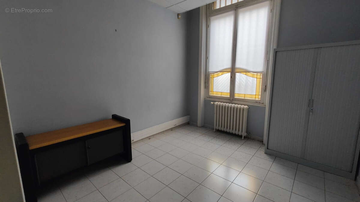 Locaux commerciaux / Bureaux - Provins - photo 5