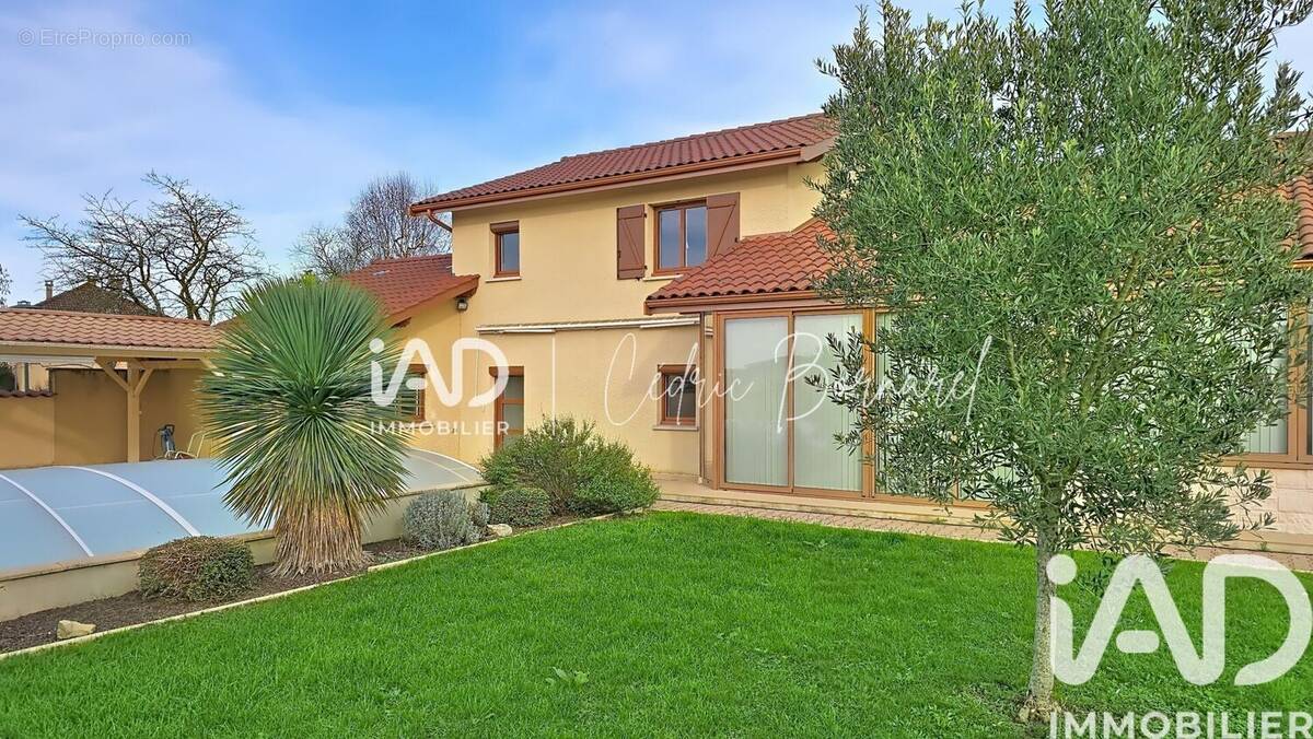 Photo 1 - Maison à DOMMARTIN