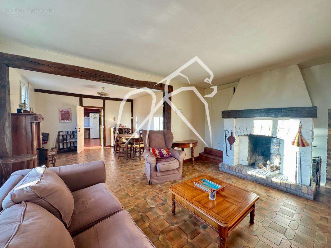 Maison à HEUDREVILLE-SUR-EURE