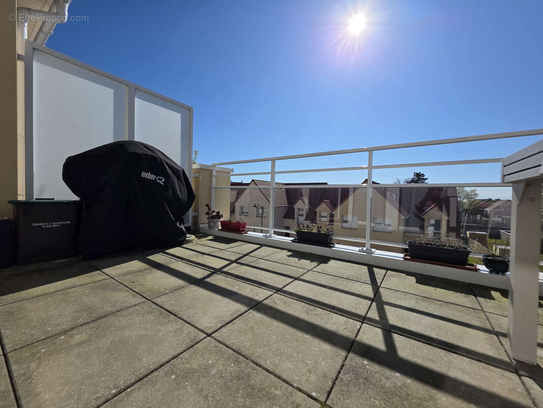 Appartement à SAINT-MARTIN-BOULOGNE