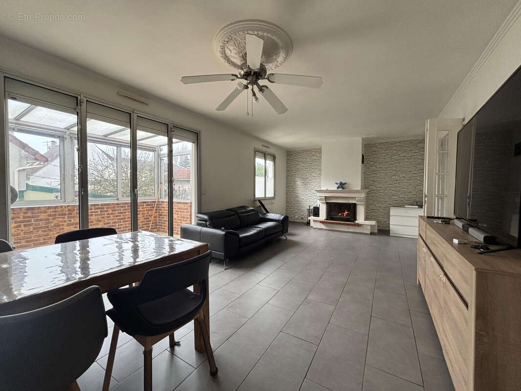 Maison à AULNAY-SOUS-BOIS