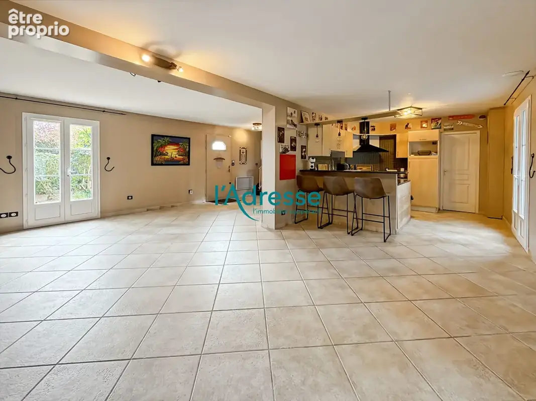 Maison Coeur de  village de Seraincourt  177.36 m² - photo 4