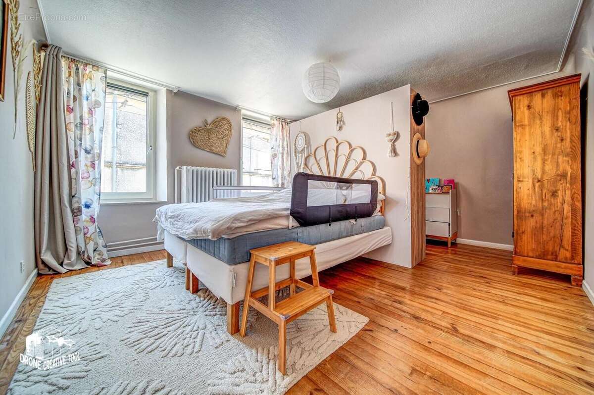 Maison 179 m² à Contz-Les-Bains  - photo 8