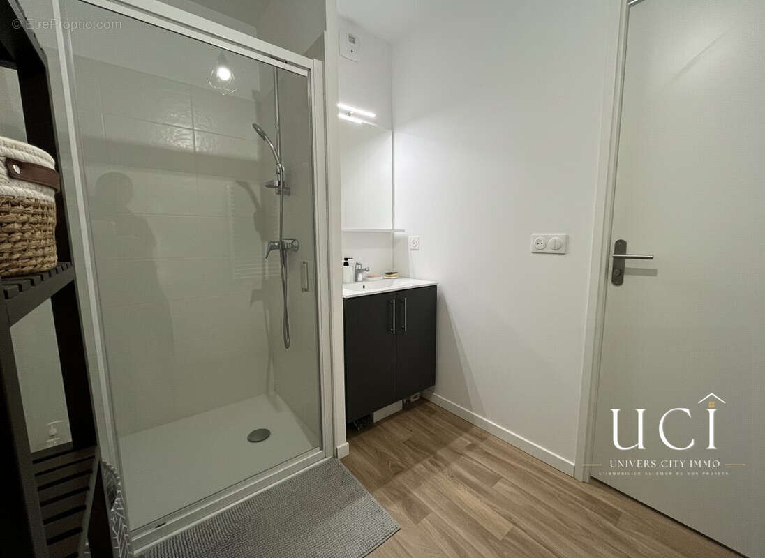 Appartement 40 m² à Saint-Sylvain-D'anjou  - photo 6