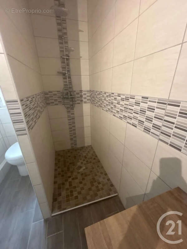 Maison 93 m² à Saint-Quentin  - photo 6