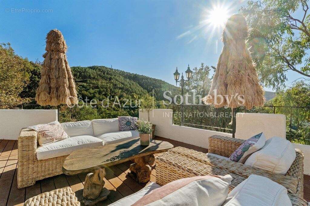 Maison à LES ADRETS-DE-L'ESTEREL