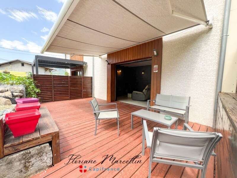 Maison à BONNEVILLE