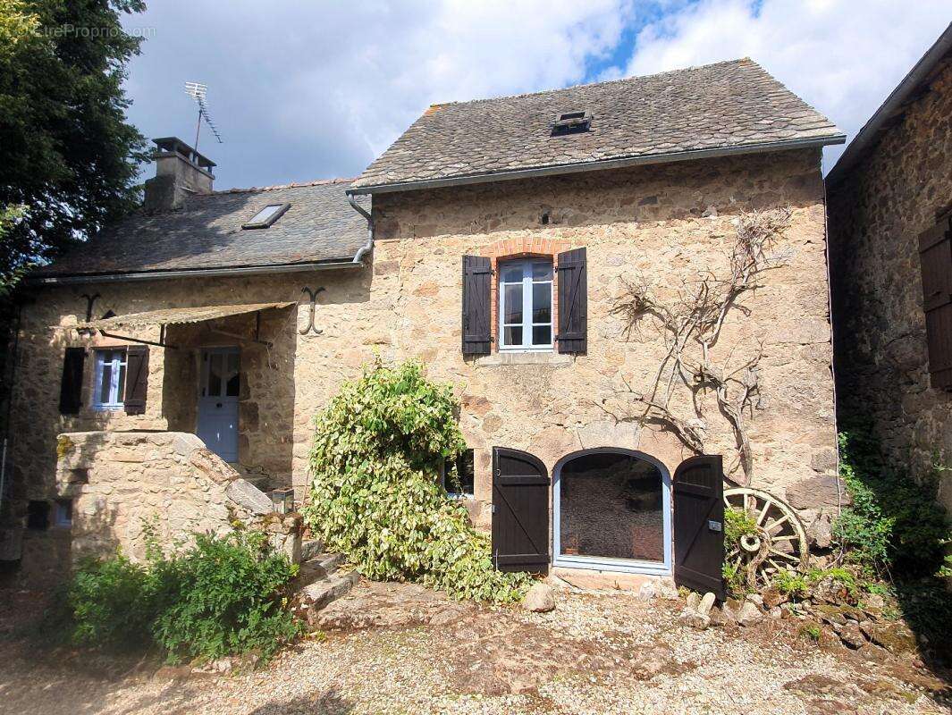 Maison à LA BASTIDE-L&#039;EVEQUE