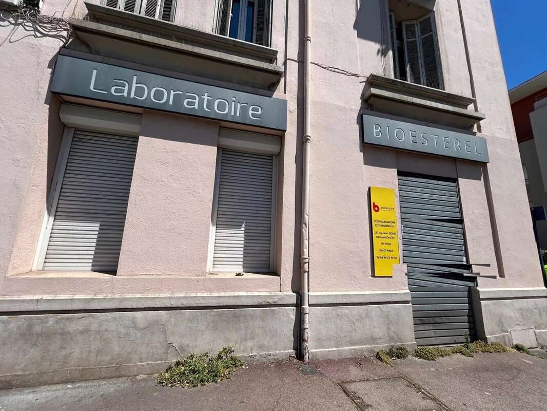 Commerce à FREJUS