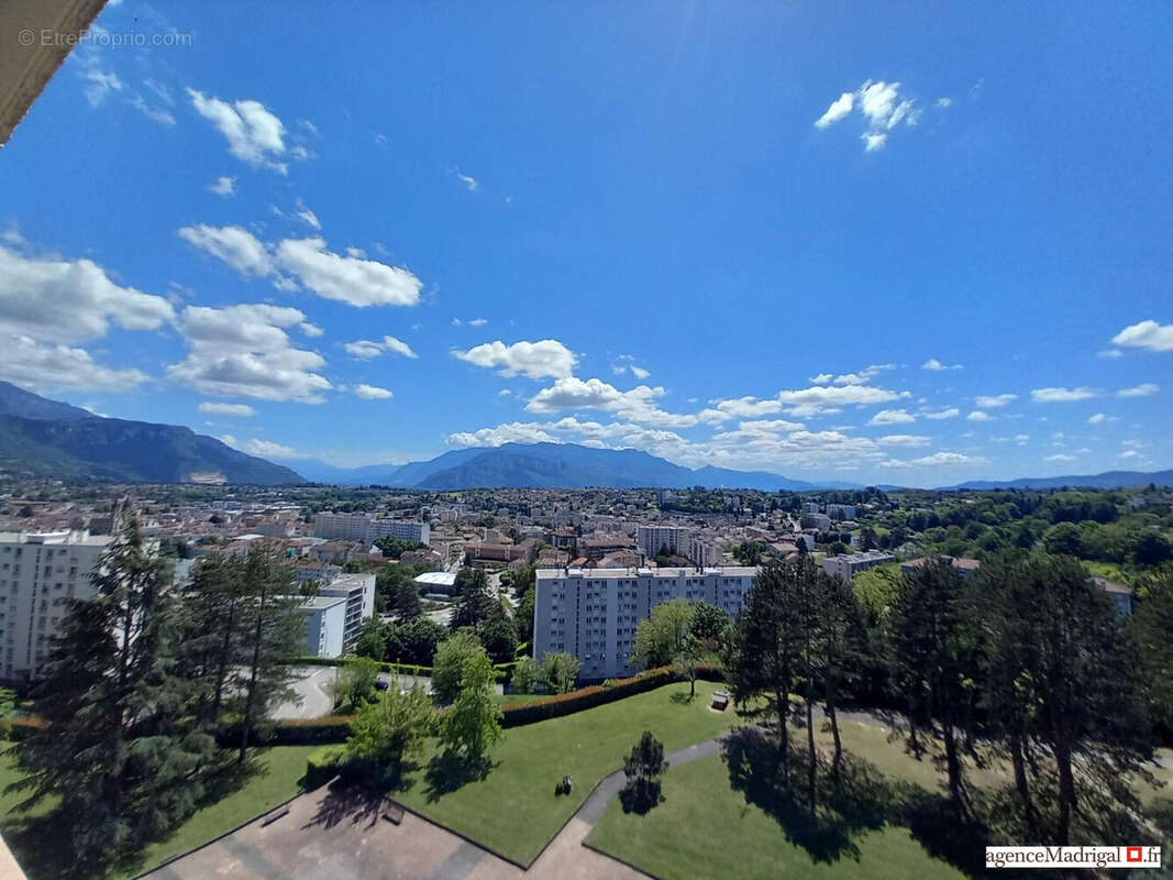 Appartement à VOIRON