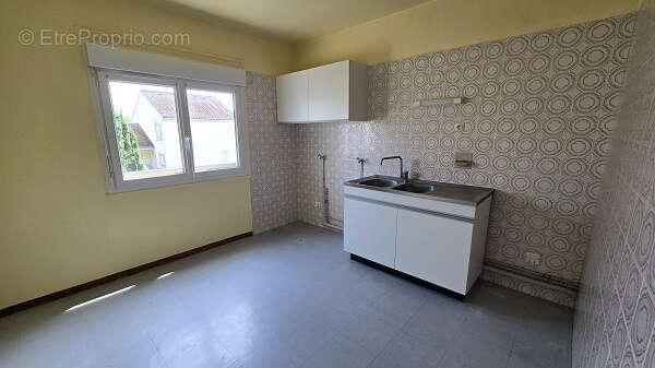 Appartement à SAINT-LAURENT-NOUAN
