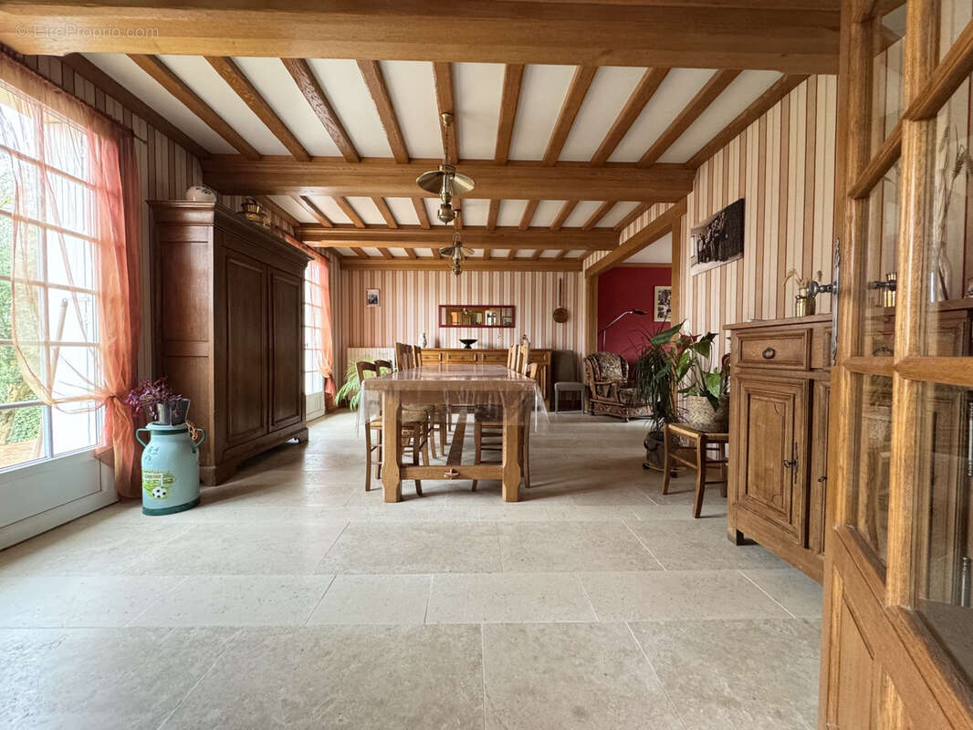 Maison à PICAUVILLE