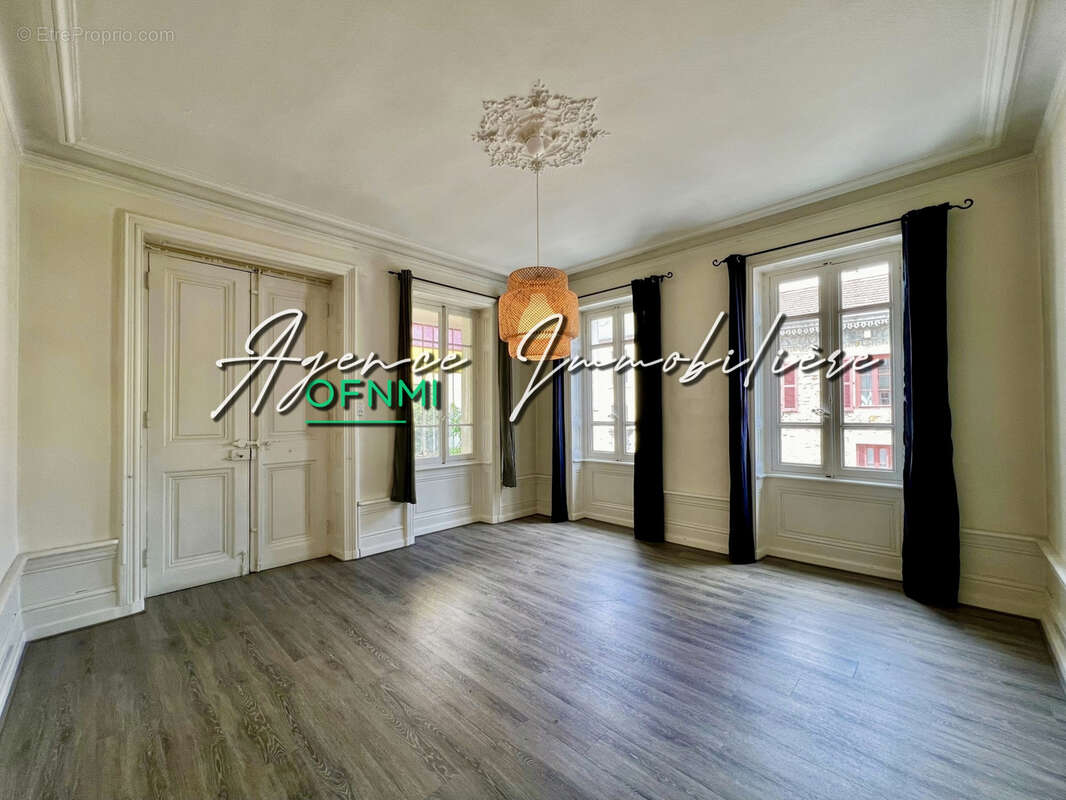 Maison à MONTBRISON